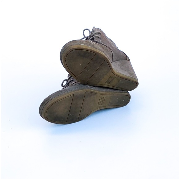 Toms Suede Tan Wedge Booties - Picture 8 of 8